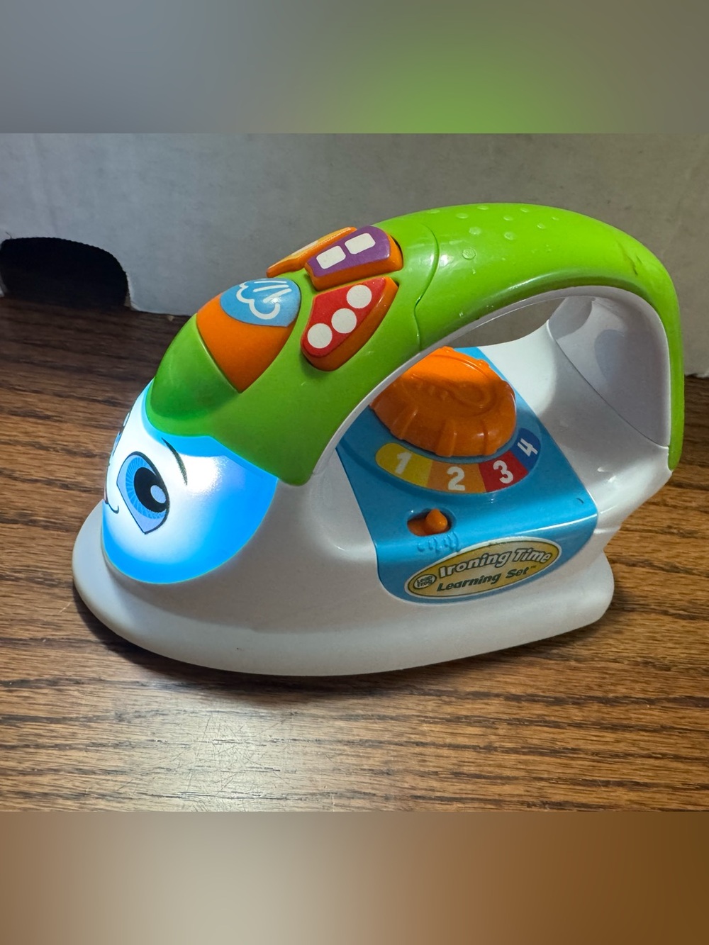 Leapfrog Learning Toy Iron in Green and White - Interactive Kids Playset